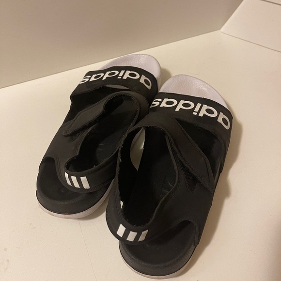 Adidas Adilette Sandal, Core Black,Cloud White Size - Picture 5 of 13